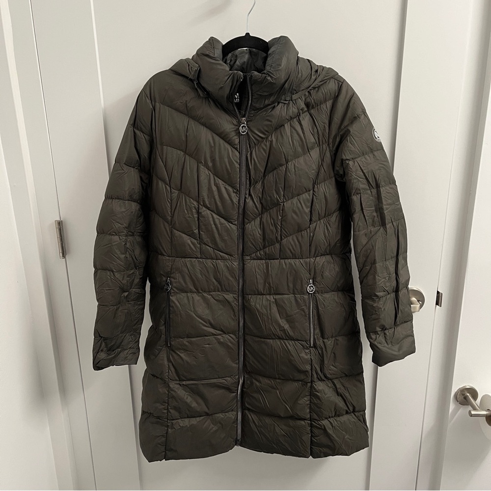 MICHAEL Michael Kors Packable Down Fill Longline Jacket - Army Green/Greige